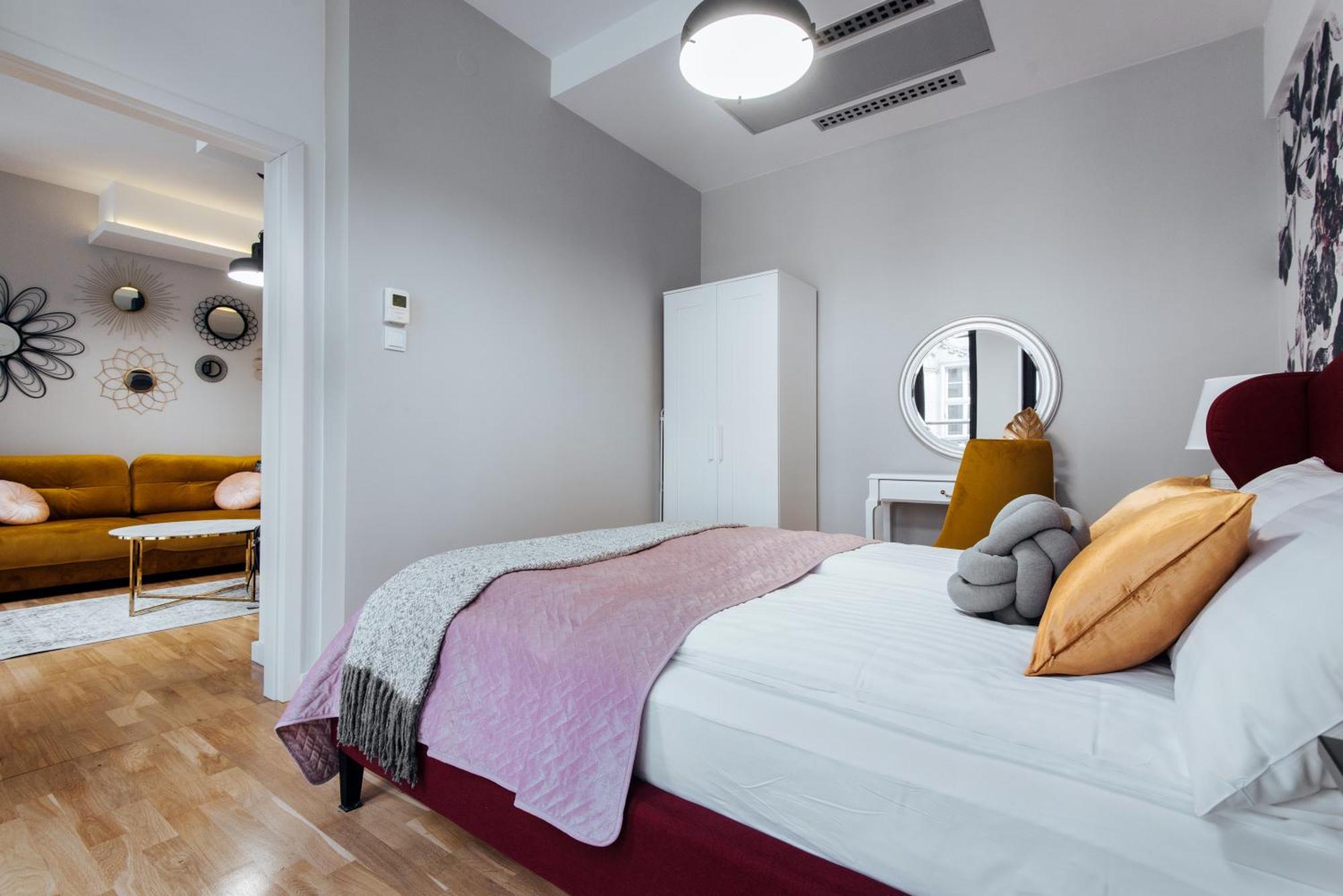 Apartamenty Wielopole คราคูฟ ภายนอก รูปภาพ